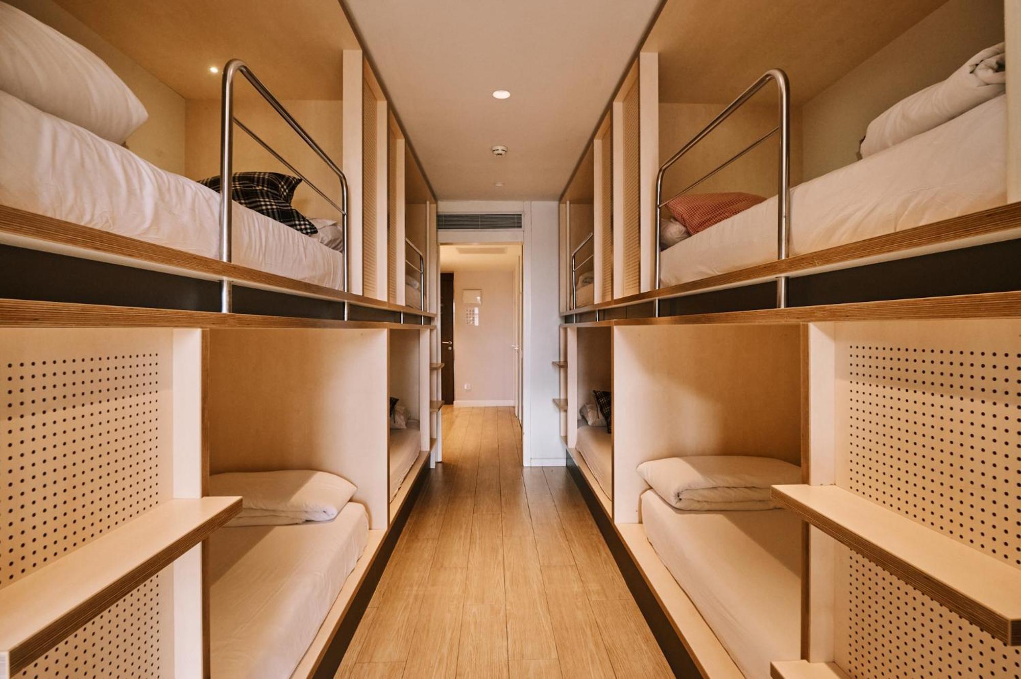 Hostel Toc *